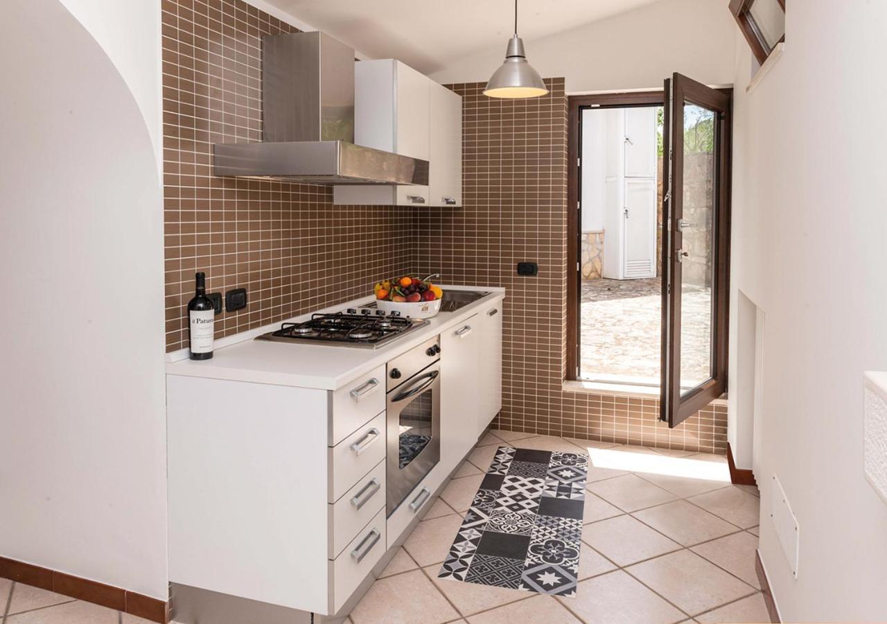 I Trulli Di Eva Apartman Noci Kültér fotó